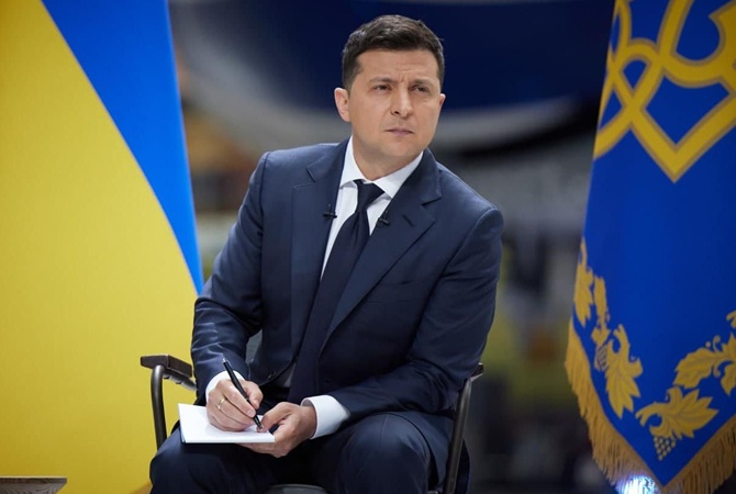  Национальная легенда Украины : только из рук президента и только в День независимости