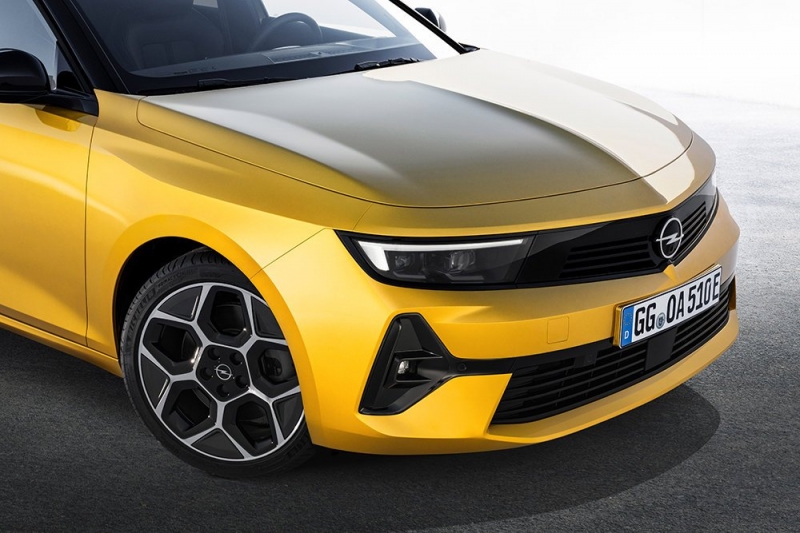 Новый хозяин Opel отнимает у марки заводы в Германии