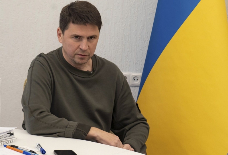 Подоляк открыто заявил, о чем предупредили Россию перед визитом Байдена в Киев