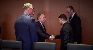 Киев сказал нет: предложение о свободной зоне на Донбассе провалилось — Politico