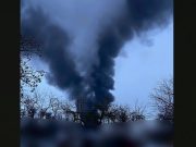 Атака армии РФ по Бродам: в городе вторые сутки дым и повышенное содержание оксида углерода