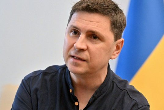 Подоляк заявил, что идет Третья мировая война, и объяснил, почему применение ядерного оружия теперь лишено смысла